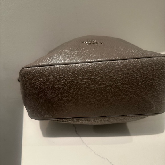 EUC Coach Abbey Gray Pebble Leather Women's Shoulder Bag - Picture 9 of 10